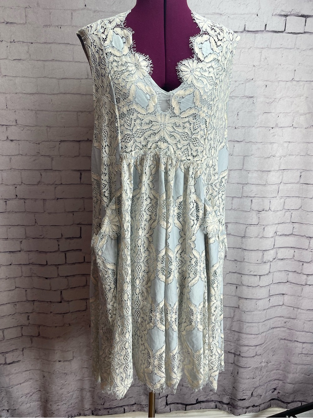 Free people size medium blue and cream lace dress